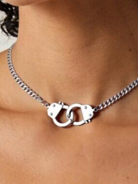 Working Handcuffs Necklace